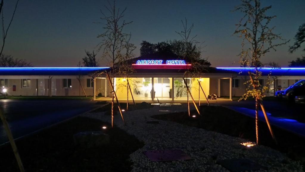Airport-Hotel Морегар Екстер'єр фото